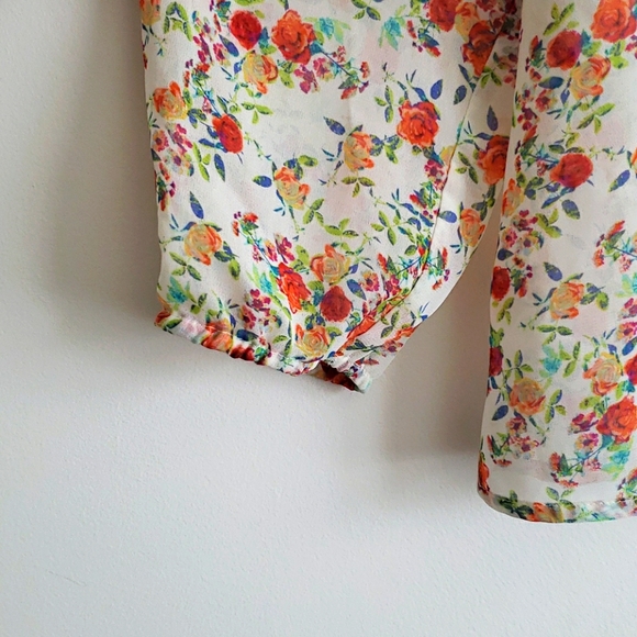 Flowy Summer Top - Picture 2 of 6